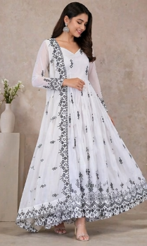 Ivory Bloom Georgette Kurta Set