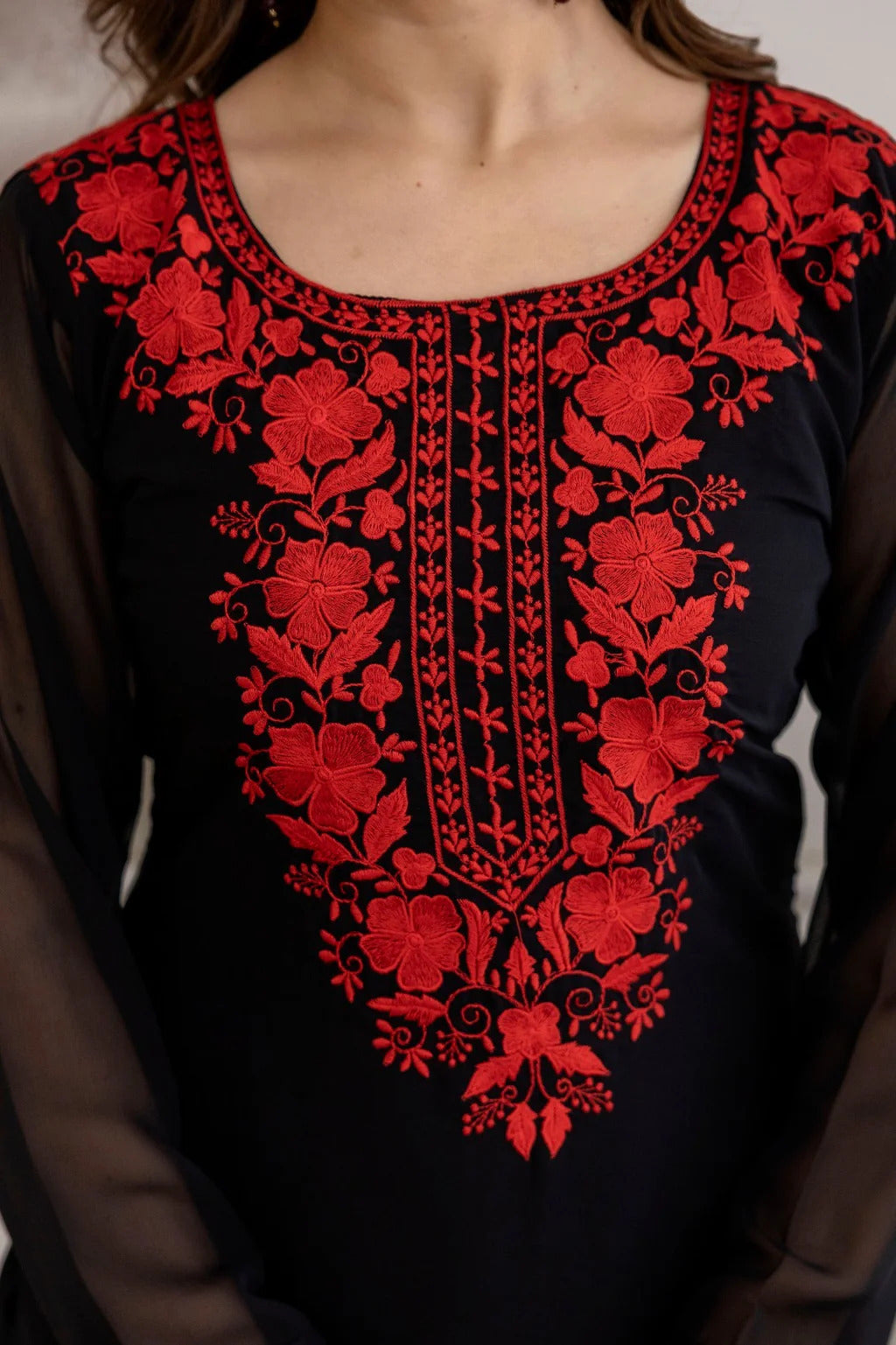 Noir Elegance Embroidered Georgette Kurta Set