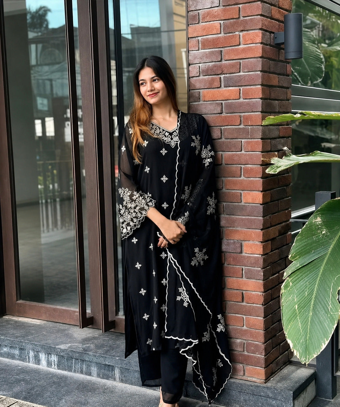 Noir Bloom Floral Georgette Kurta Set