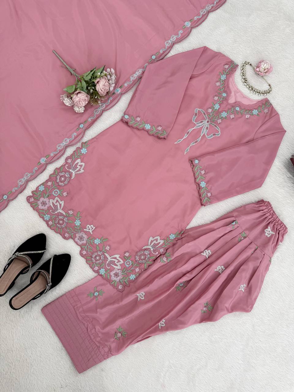 Pink Premium Natural Crepe Ethnic Wear with Dupatta